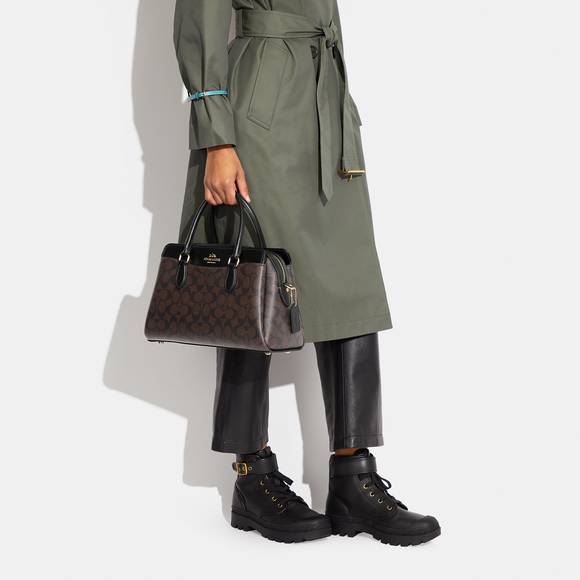 NWT Coach Outlet Darcie Carryall In Signature Canvas - Picture 6 of 6